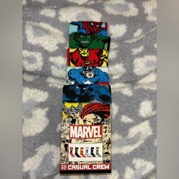 Marvel Comics 6 Pair of Men’s Casual Crew Socks - Picture 1 of 2